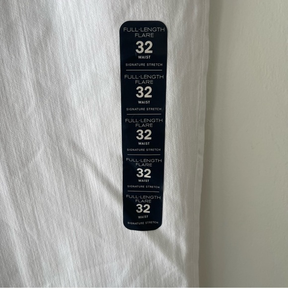 NWT J Crew Factory Full-length flare jean in signature stretch - Picture 7 of 9